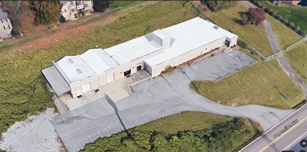 Under Renovations Now! - 13,440 Flex Space: 3901 Papermill Drive, Knoxville, TN 37909